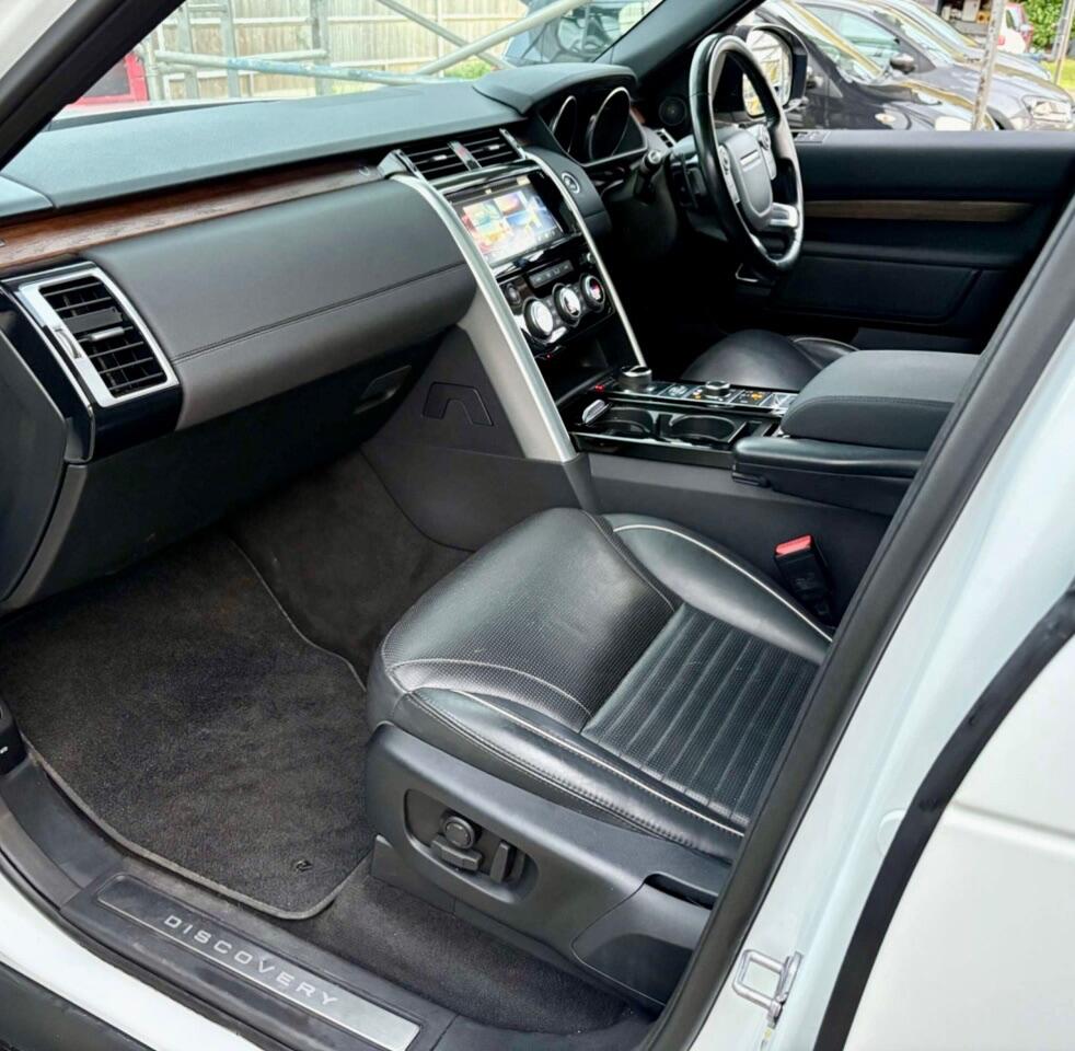 Used Land Rover Discovery 2017 for sale - 76965553: Photo 13