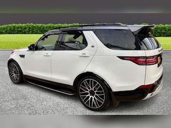 Used Land Rover Discovery 2017 for sale - 76965553: Photo