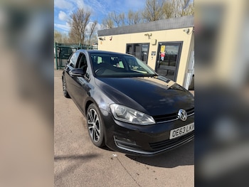 Used Volkswagen Golf 2014 for sale - 78033812: Photo