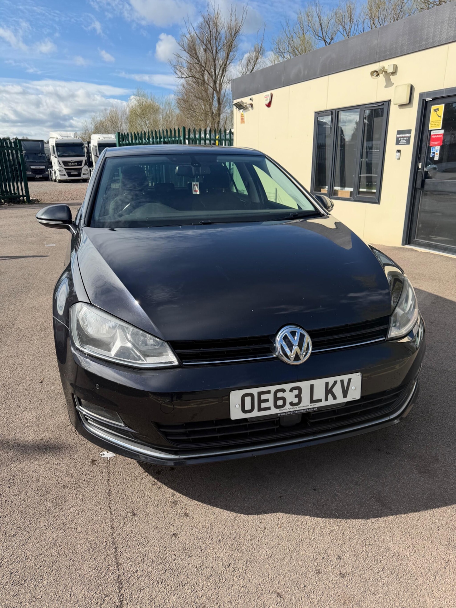 Used Volkswagen Golf 2014 for sale - 78033812: Photo 2