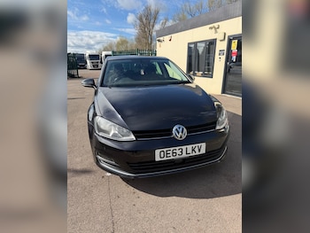 Used Volkswagen Golf 2014 for sale - 78033812: Photo