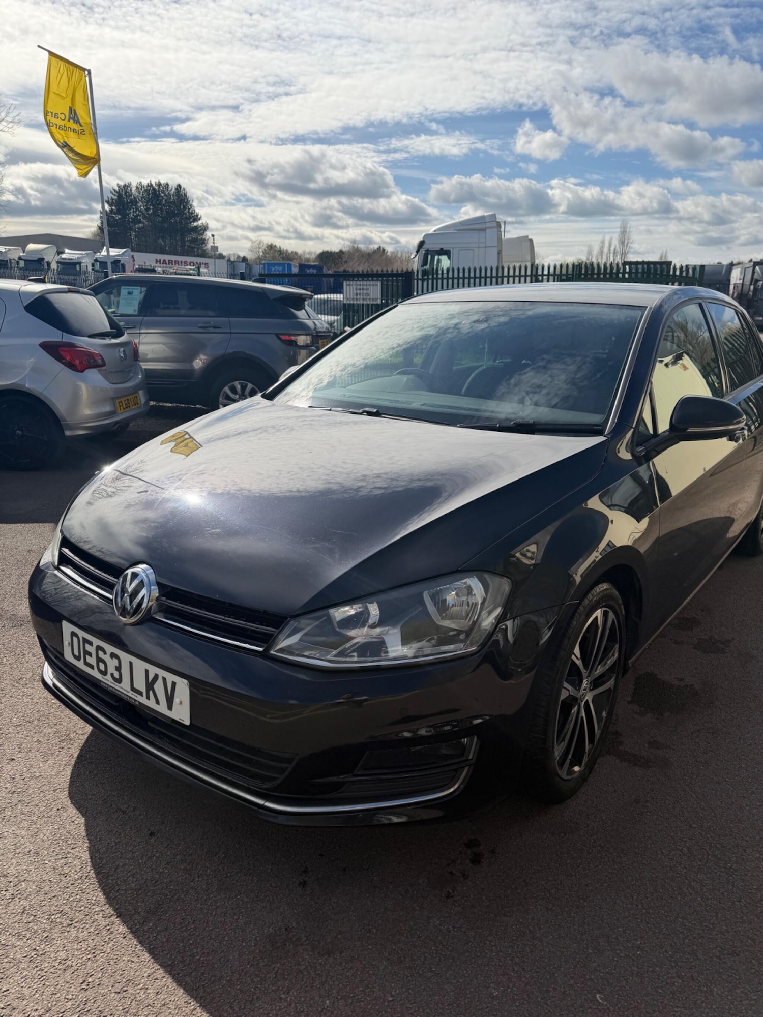 Used Volkswagen Golf 2014 for sale - 78033812: Photo 3