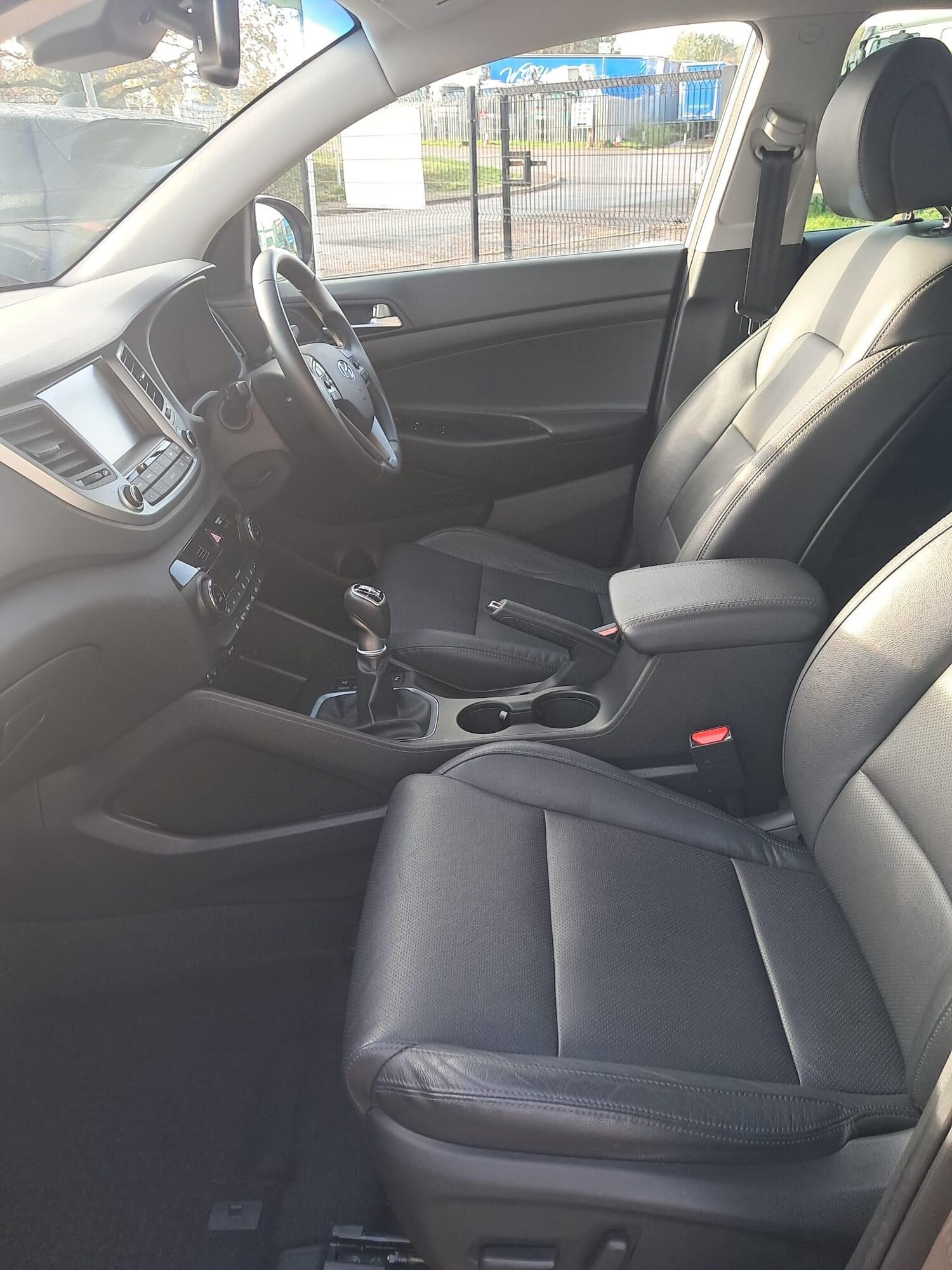 Used Hyundai TUCSON 2017 for sale - 76572415: Photo 41