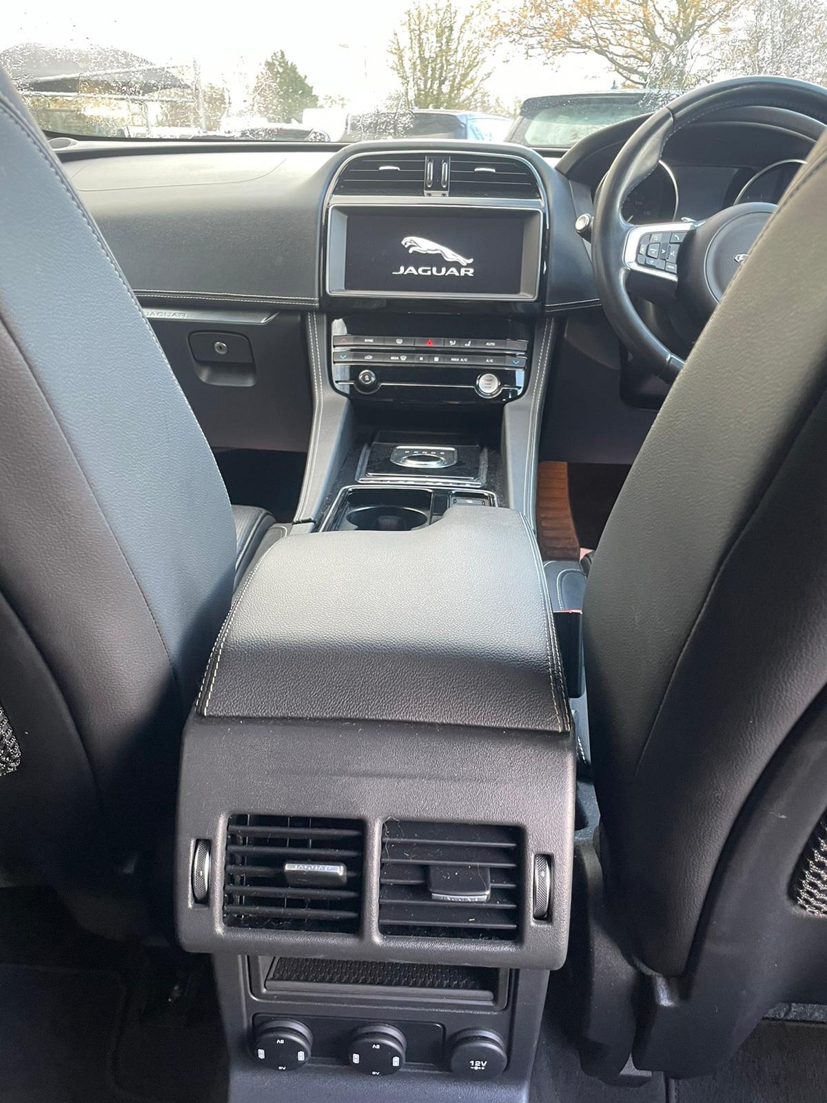 Used Jaguar F-Pace 2018 for sale - 76753075: Photo 12