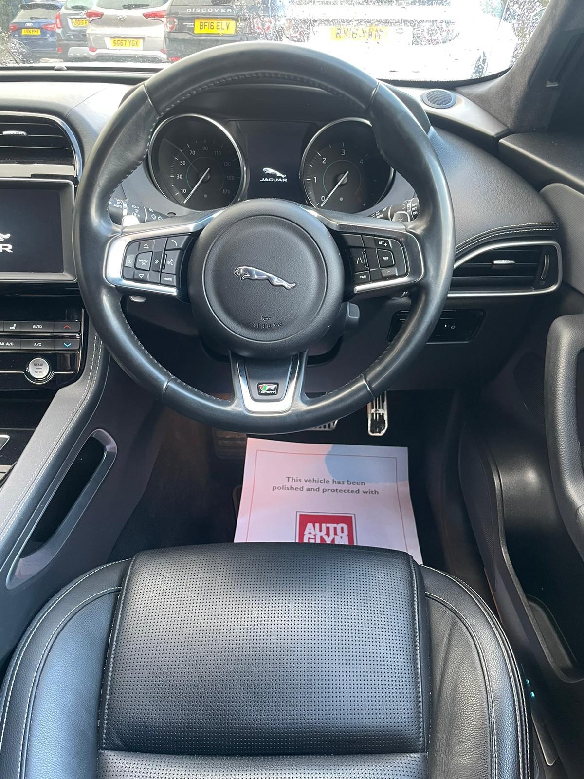 Used Jaguar F-Pace 2018 for sale - 76753075: Photo 32