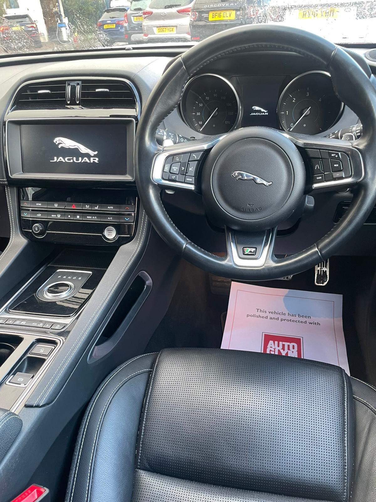 Used Jaguar F-Pace 2018 for sale - 76753075: Photo 33