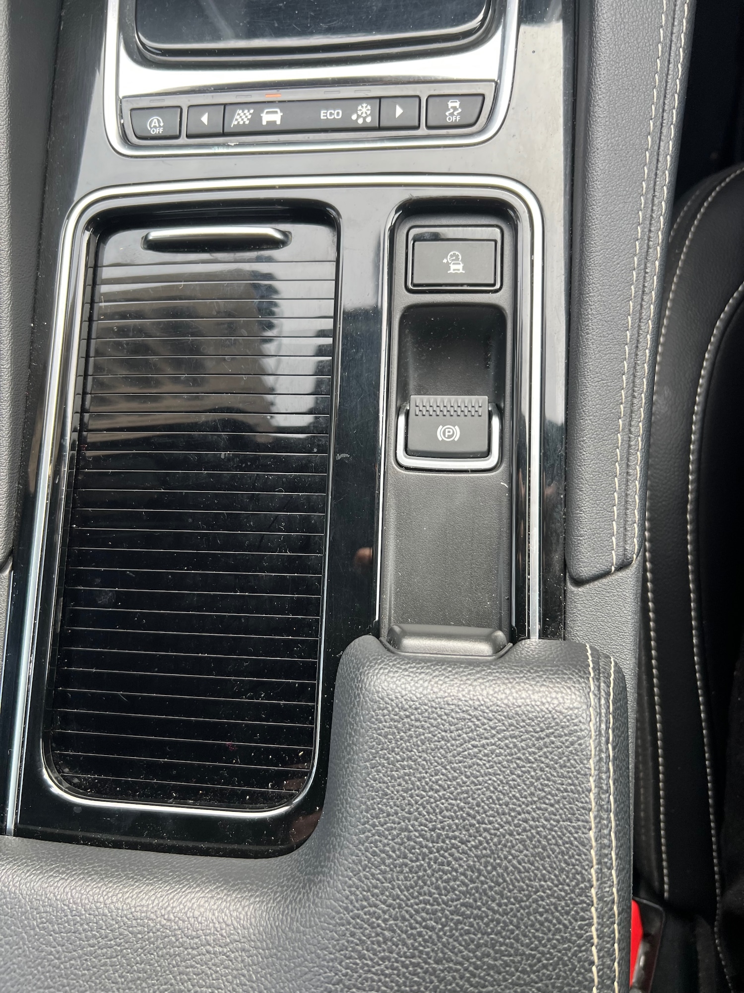 Used Jaguar F-Pace 2018 for sale - 76753075: Photo 43