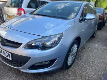 2014 (64) - 1.6 16v Excite Euro 5 5dr