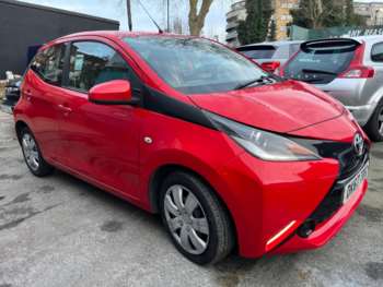 2017 (67) - 1.0 VVT-i x-play Euro 6 5dr