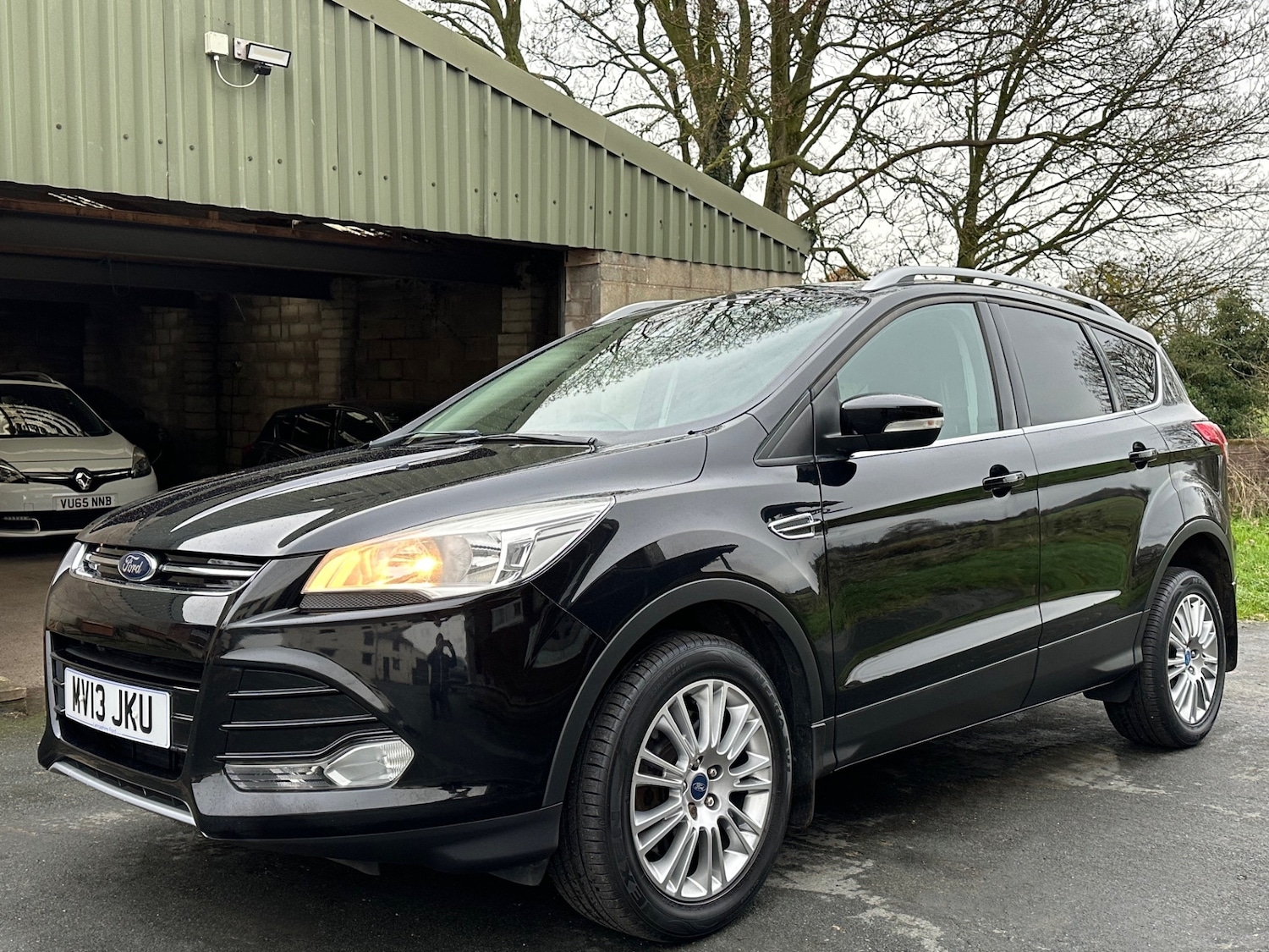 Used Ford Kuga 2013 for sale - 76855469: Photo 4