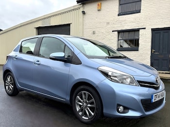 Used Toyota Yaris 2014 for sale - 76591647: Photo