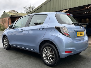 Used Toyota Yaris 2014 for sale - 76591647: Photo