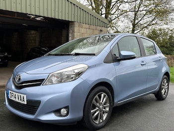 Used Toyota Yaris 2014 for sale - 76591647: Photo
