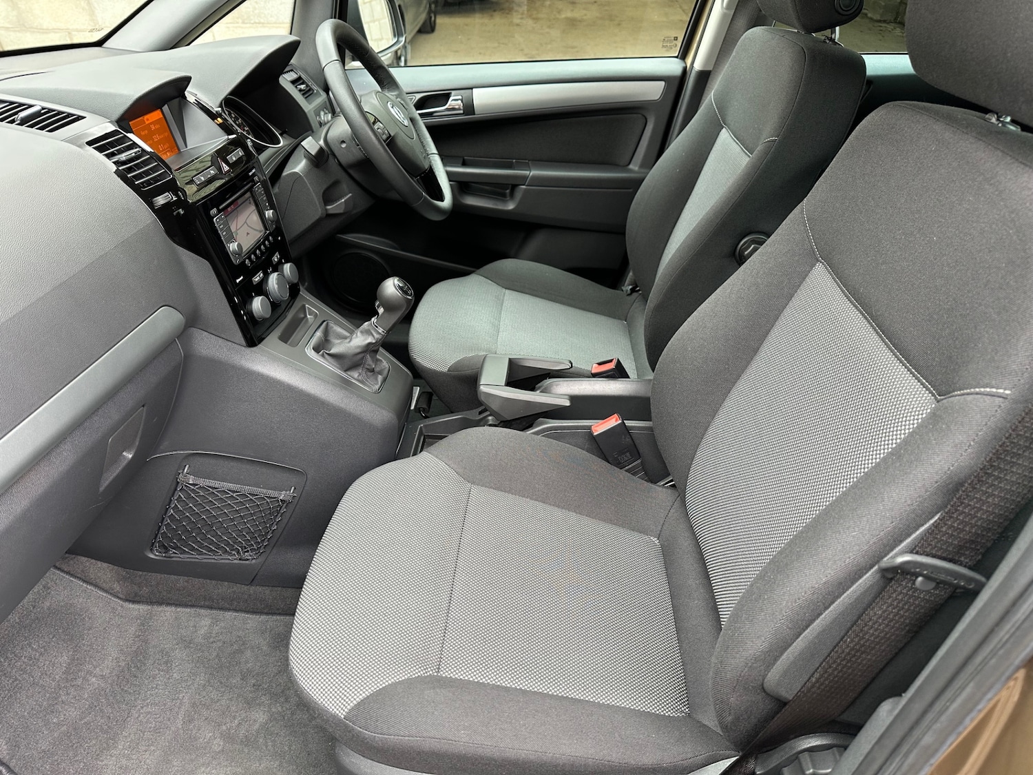 Used Vauxhall Zafira 2014 for sale - 78100337: Photo 6