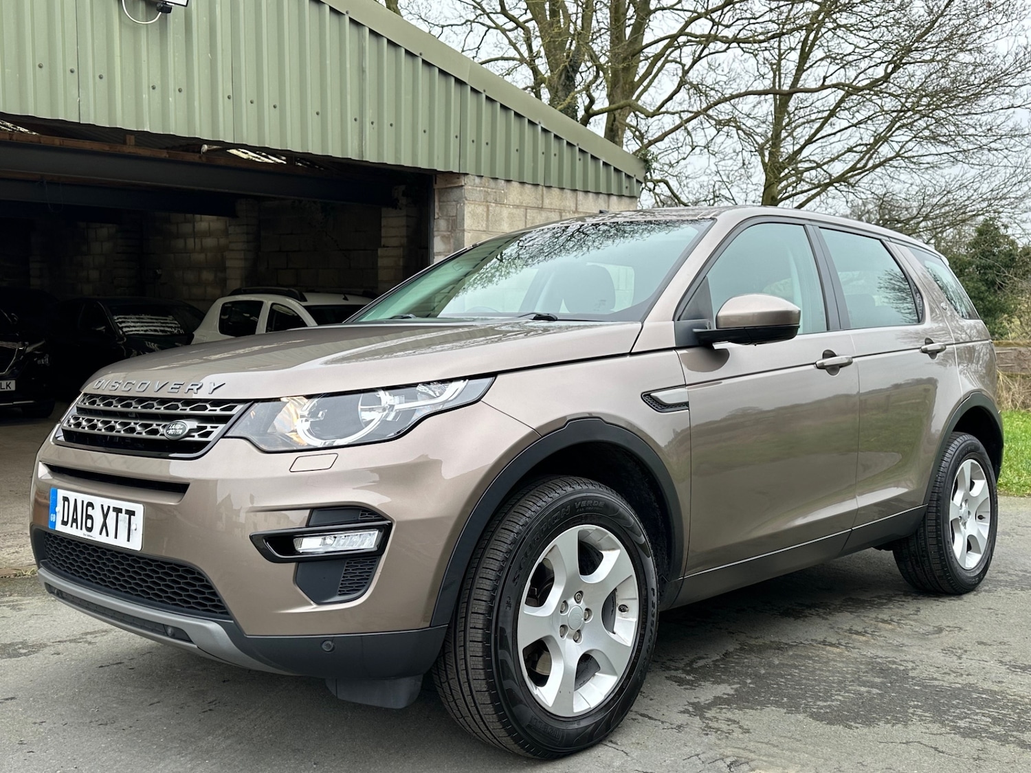Used Land Rover Discovery Sport 2016 for sale - 77423692: Photo 4