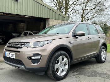 Used Land Rover Discovery Sport 2016 for sale - 77423692: Photo