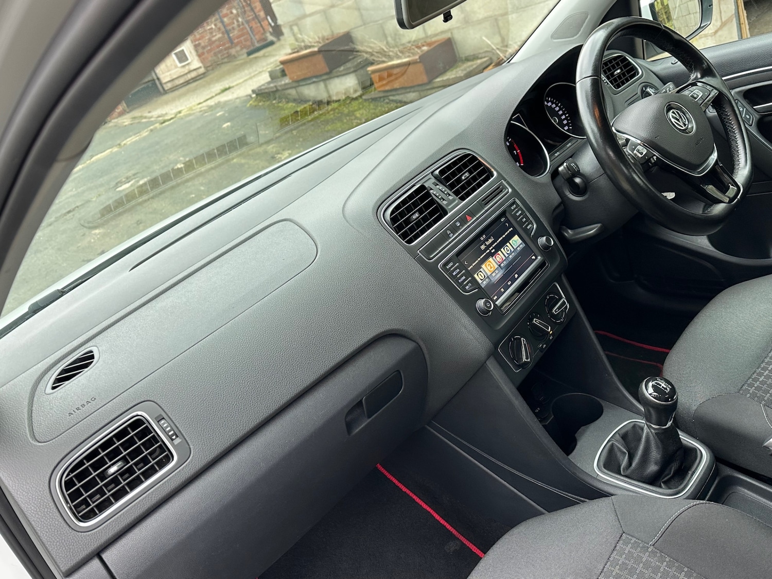 Used Volkswagen Polo 2014 for sale - 77595040: Photo 5