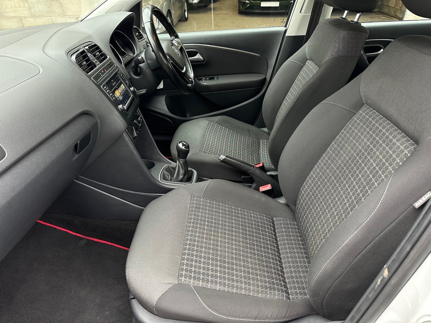 Used Volkswagen Polo 2014 for sale - 77595040: Photo 6