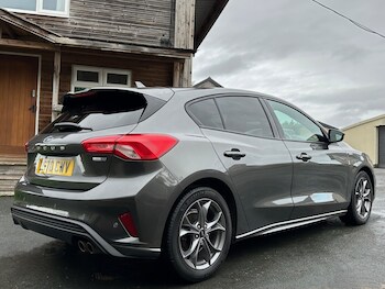 Used Ford Focus 2020 for sale - 76472074: Photo