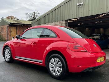 Used Volkswagen Beetle 2013 for sale - 76560161: Photo