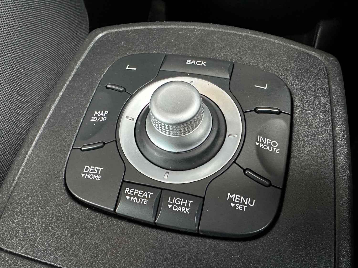 Used Renault Grand Scenic 2015 for sale - 76855347: Photo 17