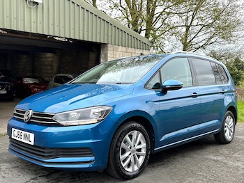 Used Volkswagen Touran 2018 for sale - 78243354: Photo
