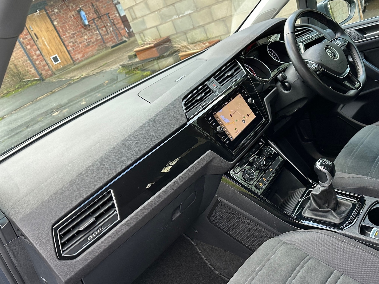 Used Volkswagen Touran 2020 for sale - 77237227: Photo 5