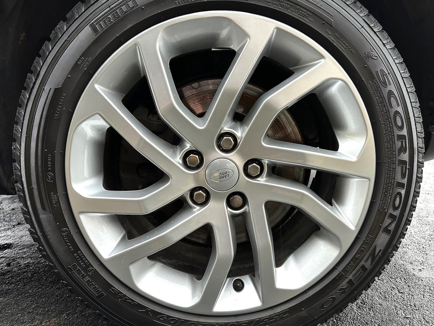 Used Land Rover Discovery 2016 for sale - 76494124: Photo 16