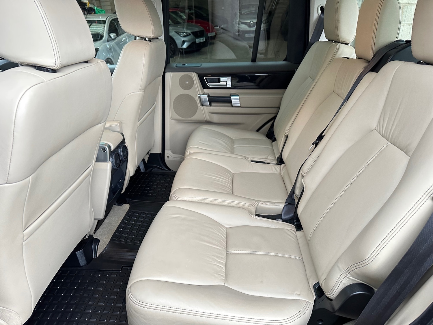 Used Land Rover Discovery 2016 for sale - 76494124: Photo 7