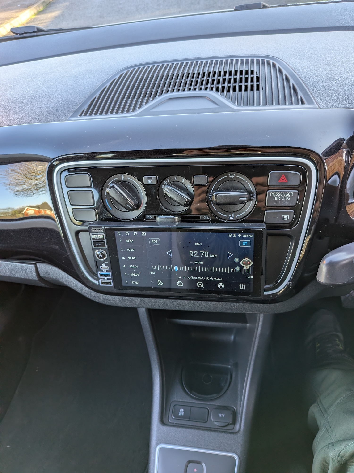 Used Volkswagen up! 2024 for sale - 77614569: Photo 20