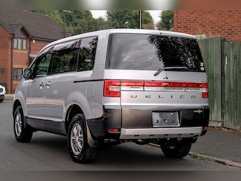 Used Mitsubishi Delica 2012 for sale - 79552592: Photo