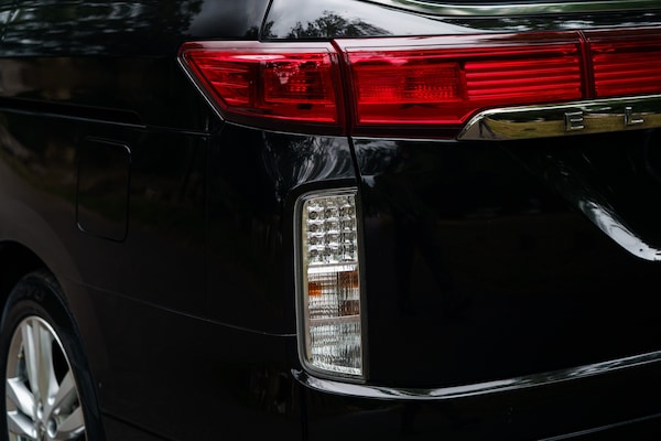 Used Nissan Elgrand 2010 for sale - 75541880: Photo 11