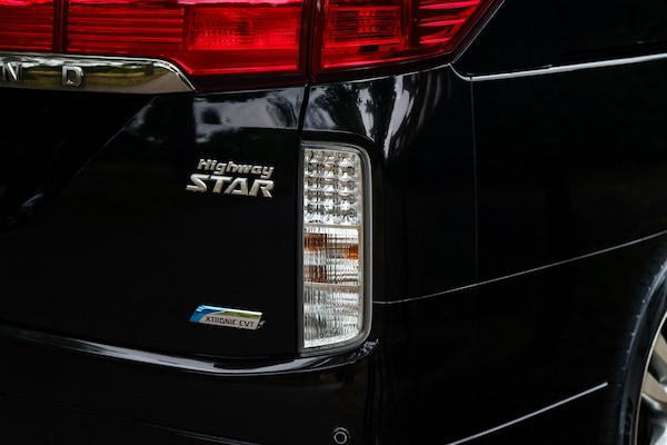 Used Nissan Elgrand 2010 for sale - 75541880: Photo 12