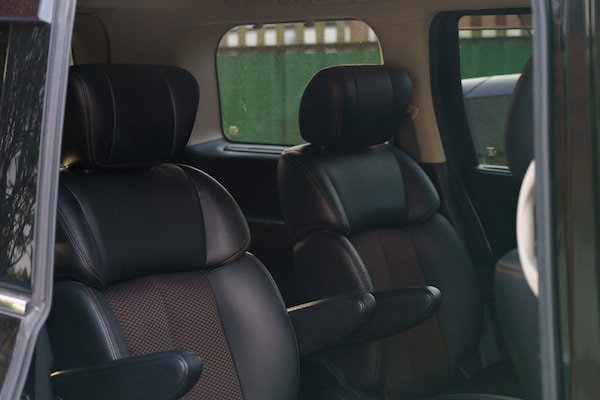 Used Nissan Elgrand 2010 for sale - 75541880: Photo 19
