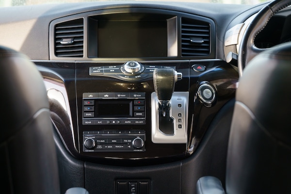 Used Nissan Elgrand 2010 for sale - 75541880: Photo 34