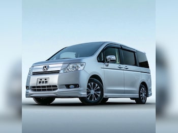 Used Honda Stepwagon 2012 for sale - 75689753: Photo