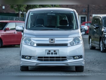 Used Honda Stepwagon 2012 for sale - 75689753: Photo