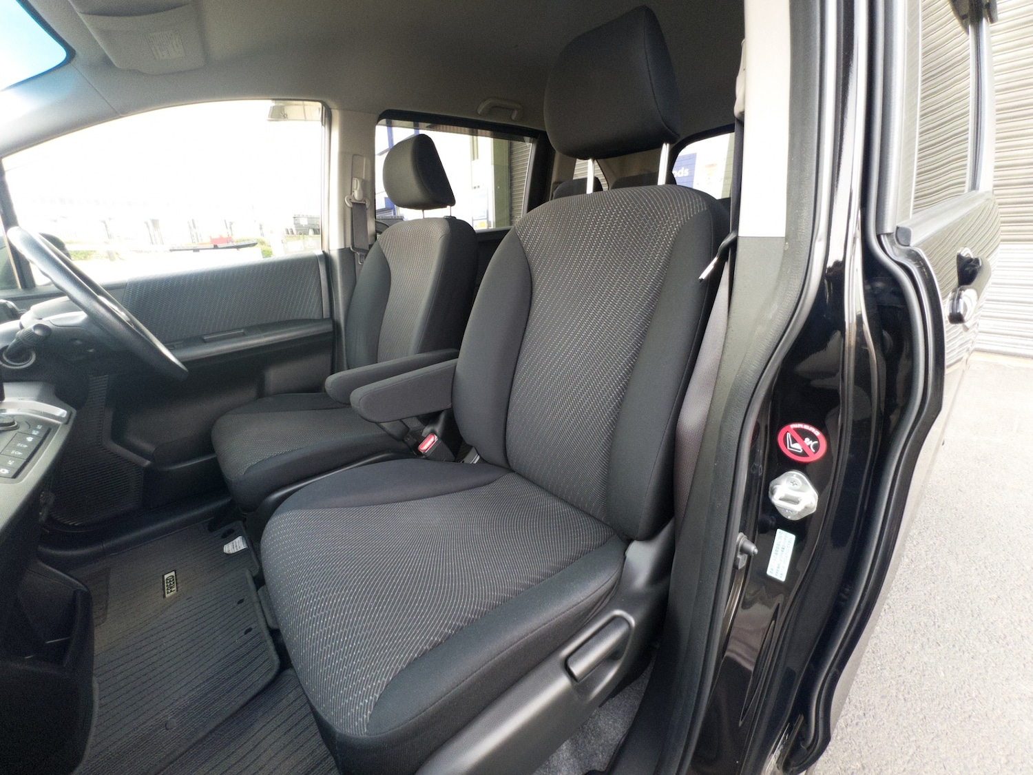 Vehicle 29