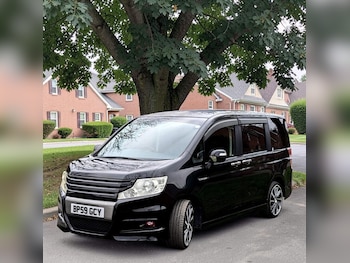 Used Honda Stepwagon 2010 for sale - 78716630: Photo