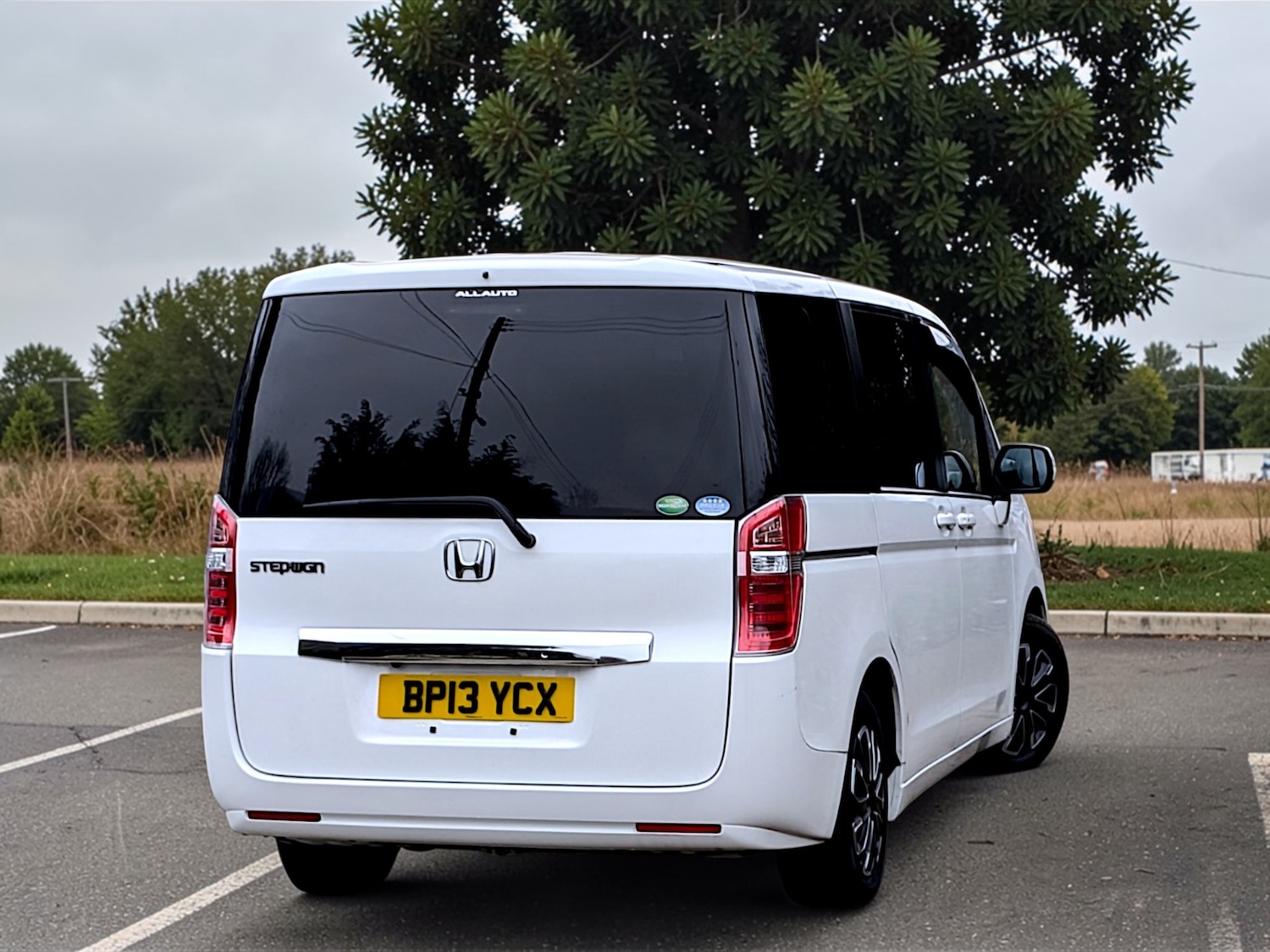 Used Honda Stepwagon 2026 for sale - 77798708: Photo 5