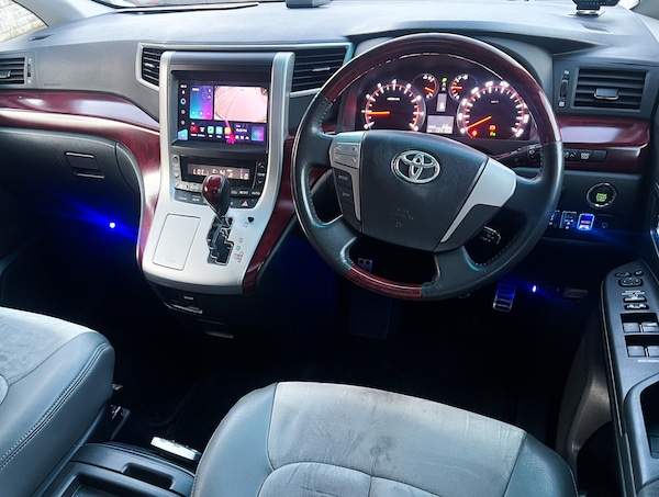 Used Toyota Vellfire 2010 for sale - 75260410: Photo 22