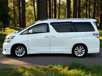 Used Toyota Vellfire 2010 for sale - 75260410: Photo