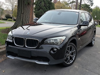 Used BMW X1 2012 for sale - 77628010: Photo