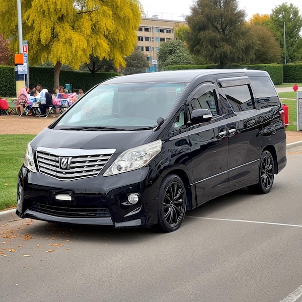 Used Toyota Alphard for sale - 76093896: Photo 1