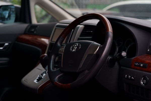 Used Toyota Vellfire 2010 for sale - 75597446: Photo 12