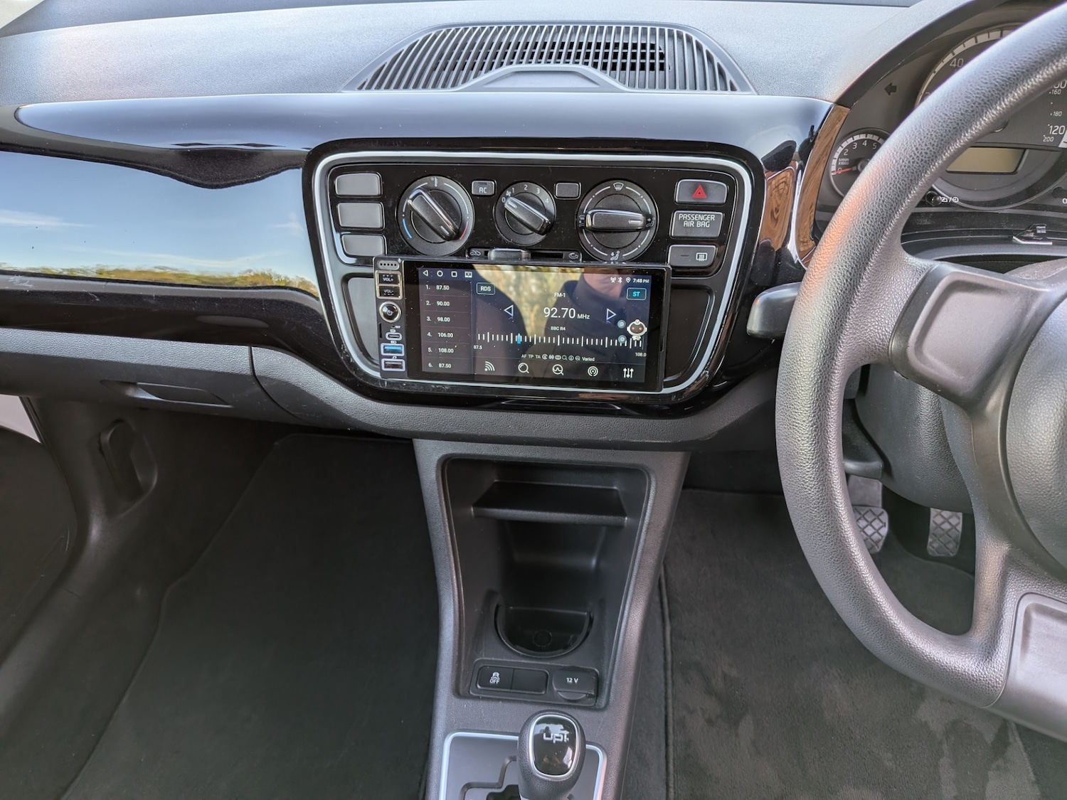 Used Volkswagen up! 2024 for sale - 77237198: Photo 14