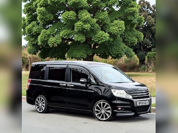 Used Honda Stepwagon 2010 for sale - 77793308: Photo