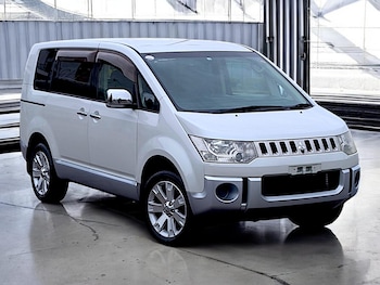 Used Mitsubishi Delica 2008 for sale - 78505912: Photo