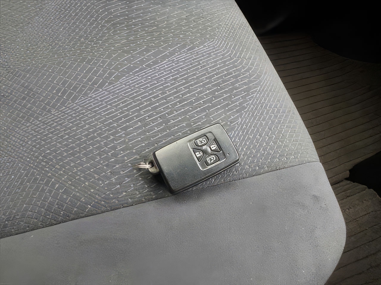 Used Toyota Estima for sale - 77631016: Photo 25