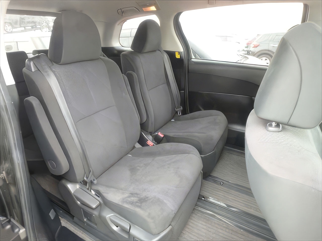 Used Toyota Estima for sale - 77631016: Photo 27